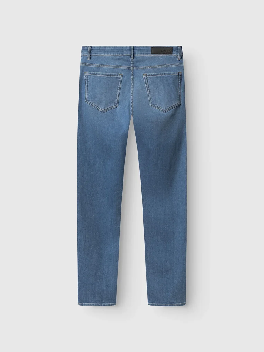 Jones Dhera Jeans - Image 3