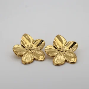 Sakura Golden Earring
