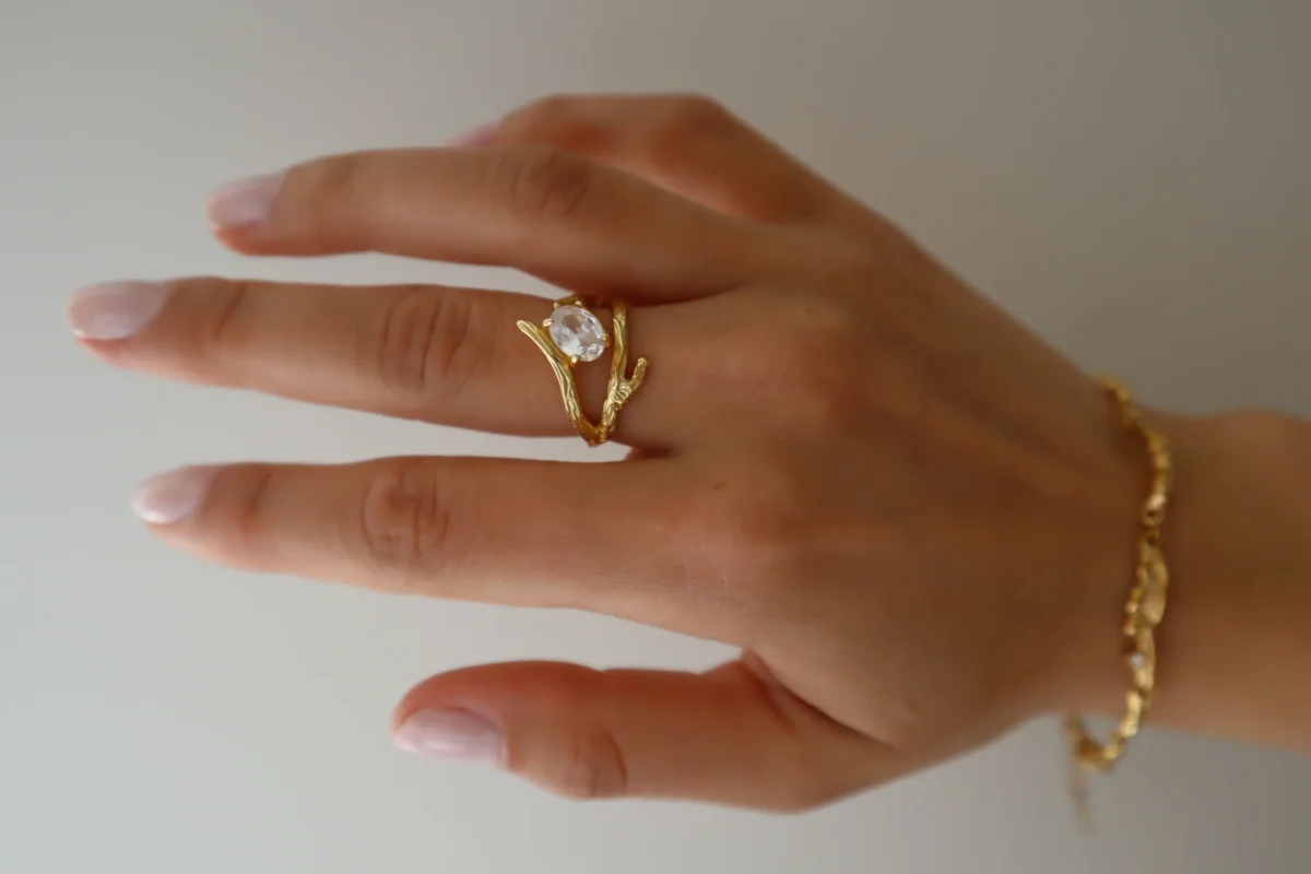 Crystal Cluster Ring Gold - Image 3