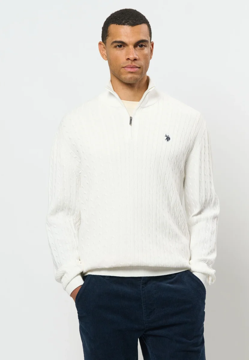 UMRomeo Half-zip Cable Knit