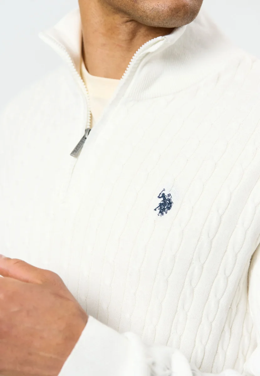 UMRomeo Half-zip Cable Knit - Image 6