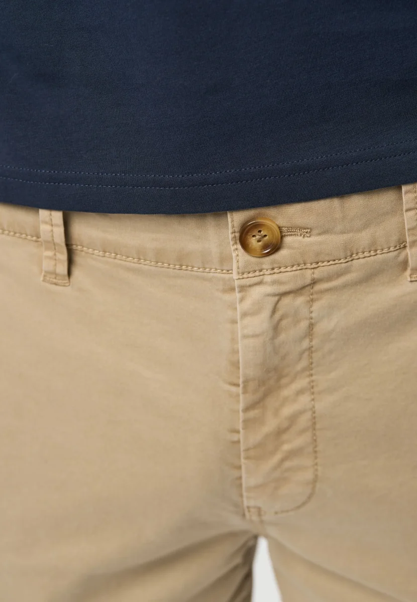 UMLasse Reg. Fit Shorts - Image 7